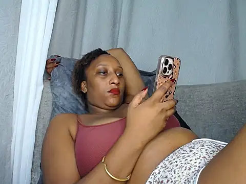Snapshot of CarlaBeckky chatting on 03.25.26 CarlaBeckky online show from 03.25.26