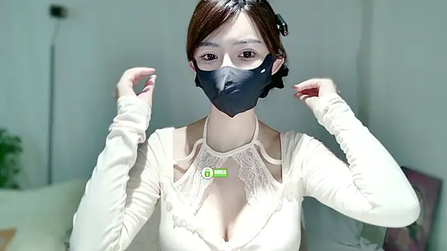 Snapshot of Duduludululu chatting on 09.25.25 Duduludululu online show from 09.25.25