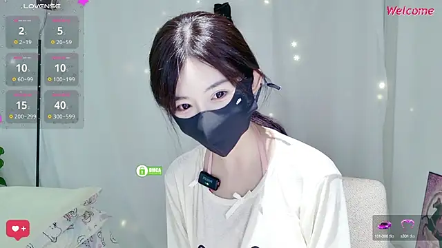 Snapshot of Duduludululu chatting on 10.05.25 Duduludululu online show from 10.05.25