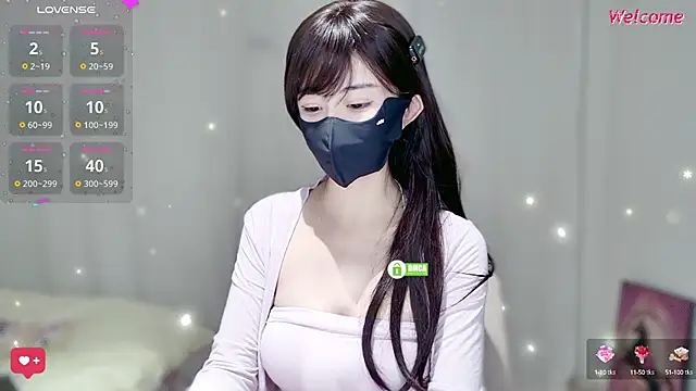 Snapshot of Duduludululu chatting on 10.19.25 Duduludululu online show from 10.19.25