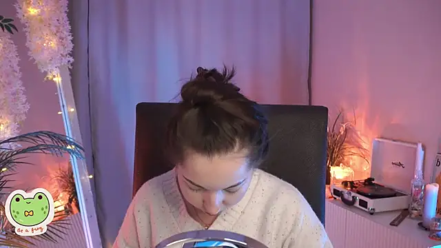 Sarah Son online show from 03.02.25