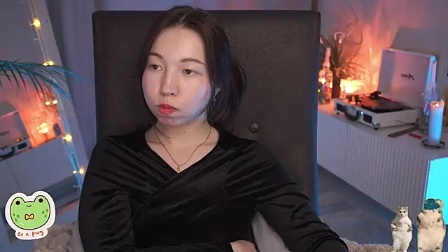 Sarah Son online show from 03.05.25