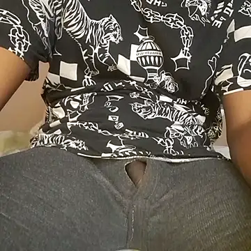 Snapshot of Gifttheskimaskboy chatting on 11.12.25 Gifttheskimaskboy online show from 11.12.25