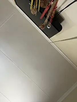 Gifttheskimaskboy online show from 02.25.26