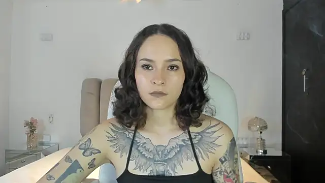 AnnyThompson  online show from 02.16.26