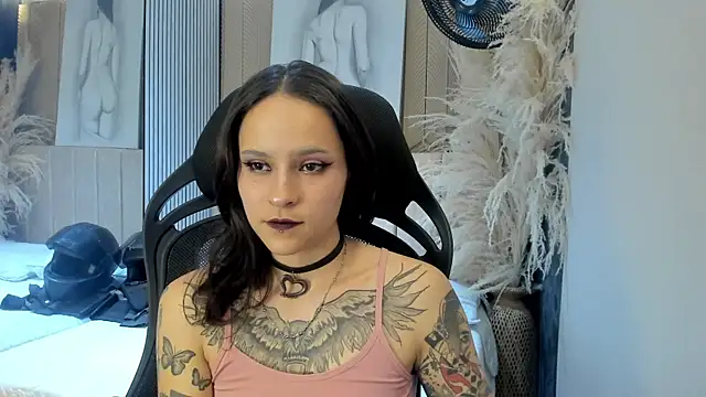 AnnyThompson  online show from 03.31.26