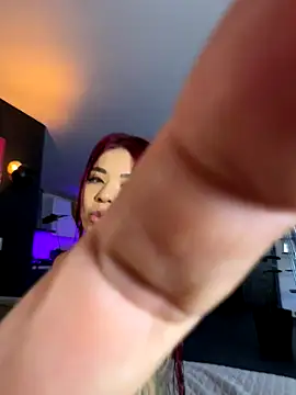 Snapshot of milaivanova chatting on 10.02.25 milaivanova online show from 10.02.25