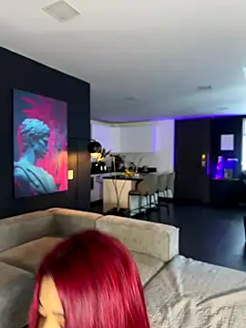 Snapshot of milaivanova chatting on 10.04.25 milaivanova online show from 10.04.25