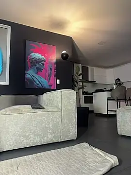 Snapshot of milaivanova chatting on 10.09.25 milaivanova online show from 10.09.25