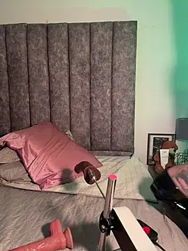 milaivanova online show from 02.23.26