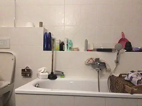 Kiss me2507 online show from 12.10.24