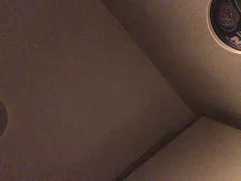 Kiss me2507 online show from 01.03.25