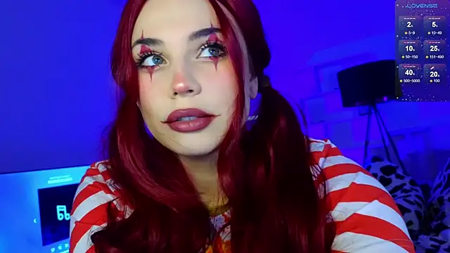 Snapshot of Katerinchik chatting on 10.25.25 Katerinchik online show from 10.25.25