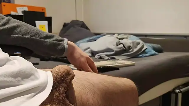 Alphapimmelchen online show from 12.19.24