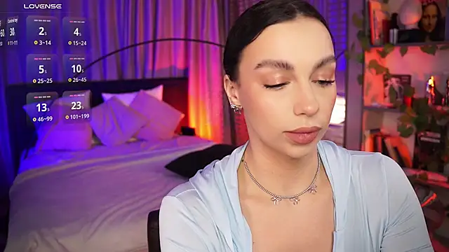 LunaNight online show from 12.02.25