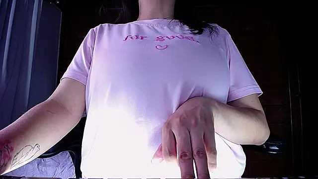 Maira B online show from 11.15.25