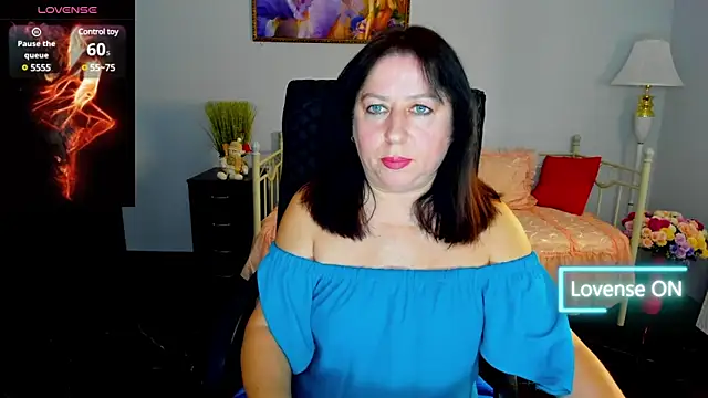 Snapshot of Julia_Dean chatting on 01.17.25 Julia Dean online show from 01.17.25