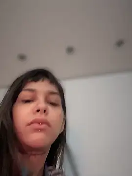 Snapshot of Nikatsu chatting on 09.28.25 Nikatsu online show from 09.28.25