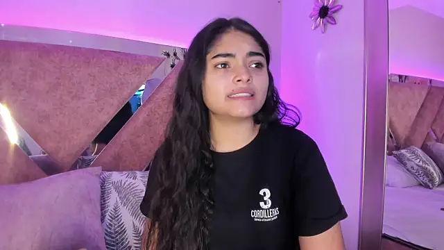 GiselOrtiz online show from 03.05.25