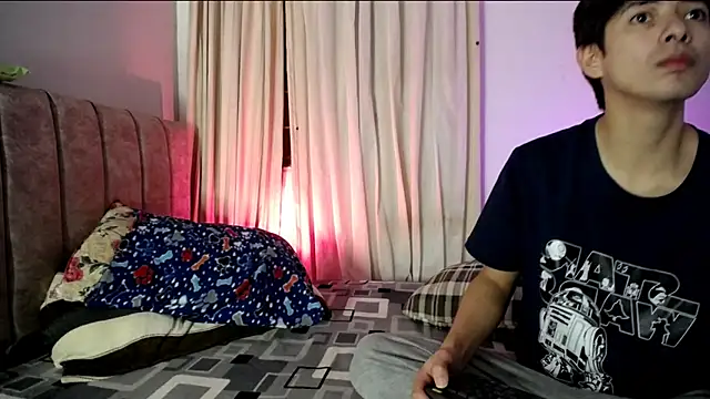 Pinkandyellowpokemon online show from 01.07.26