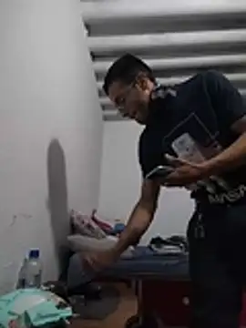 Danielitohot23cm online show from 12.16.25