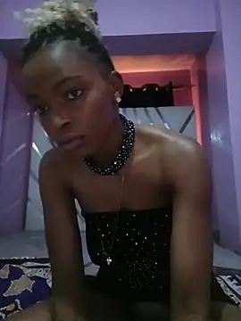 Snapshot of Pretty-queen123 chatting on 02.06.26 Pretty-queen123 online show from 02.06.26