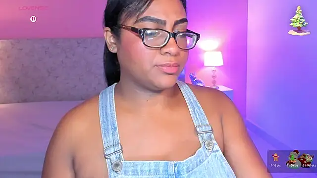 Snapshot of BlakmillerrGilson chatting on 12.02.25 BlakmillerrGilson online show from 12.02.25