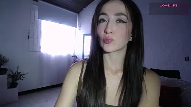 Snapshot of _Lalaa chatting on 06.27.26 Lalaa online show from 06.27.26
