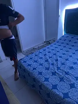 Leonarrrd 01 online show from 03.13.25