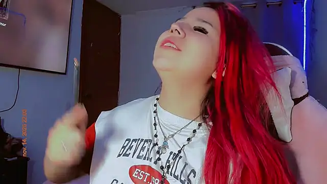 madisonx17 online show from 11.15.25