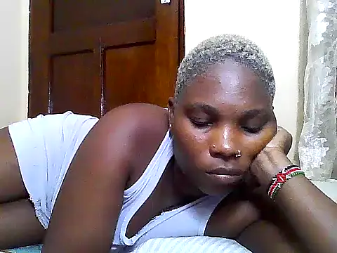 Snapshot of SexyKimberly23 chatting on 05.11.26 SexyKimberly23 online show from 05.11.26