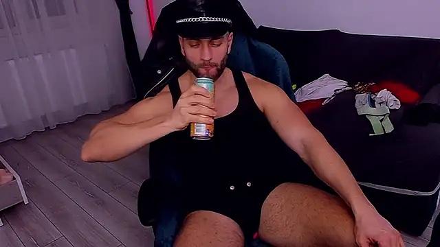 MarisMuscle online show from 01.06.25