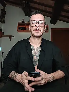 Snapshot of cek_186 chatting on 01.31.26 cek 186 online show from 01.31.26