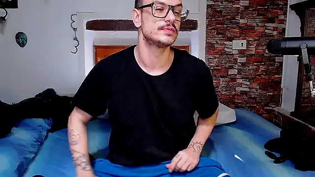 Snapshot of cek_186 chatting on 02.21.26 cek 186 online show from 02.21.26