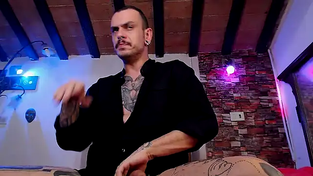 Snapshot of cek_186 chatting on 02.22.26 cek 186 online show from 02.22.26