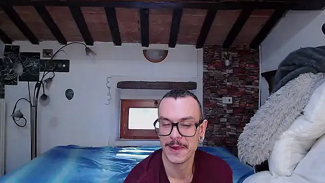 Snapshot of cek_186 chatting on 02.27.26 cek 186 online show from 02.27.26