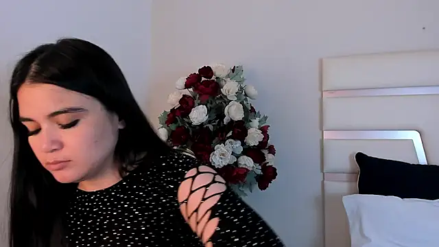 CamilaSofiia online show from 01.17.25