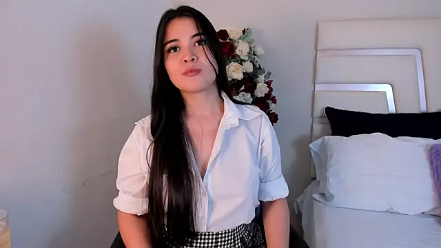 CamilaSofiia online show from 01.18.25