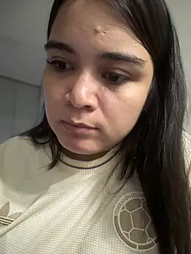 Snapshot of CamilaSofiia chatting on 06.23.26 CamilaSofiia online show from 06.23.26