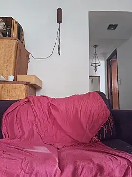 Snapshot of LYZBORNHD chatting on 03.08.25 LYZBORNHD online show from 03.08.25