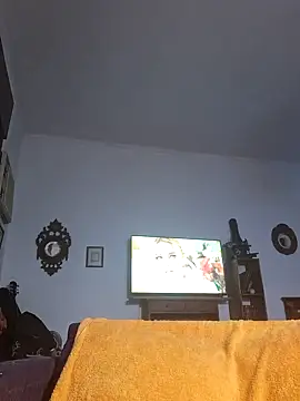 Snapshot of LYZBORNHD chatting on 10.14.25 LYZBORNHD online show from 10.14.25