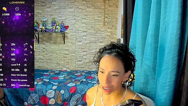 Snapshot of kaiagerbes3 chatting on 10.08.25 kaiagerbes3 online show from 10.08.25