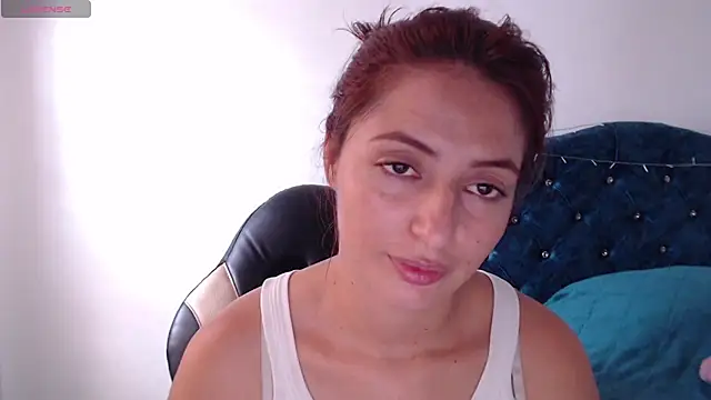 Kate lorens9 online show from 02.27.25