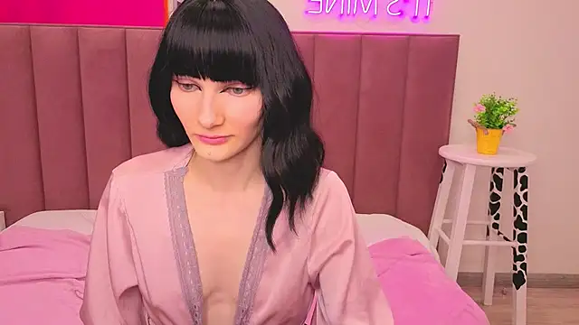 Lili flowerr online show from 04.27.26