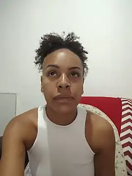 Snapshot of Julia_Pretinha chatting on 06.26.26 Julia Pretinha online show from 06.26.26