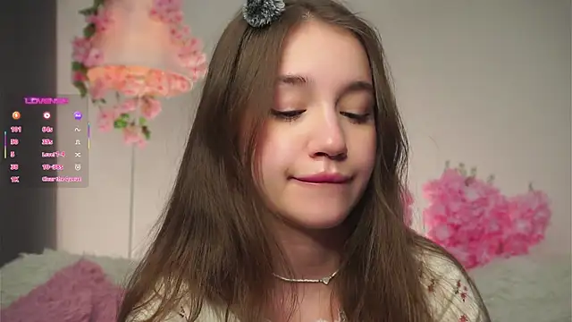 AmiLewis online show from 10.15.25