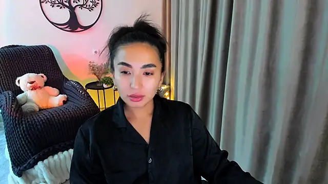 worldofkim online show from 11.20.25