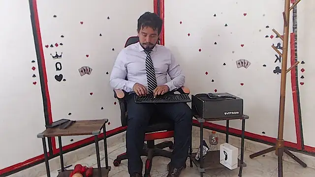 Snapshot of KalethBigDick chatting on 10.19.25 KalethBigDick online show from 10.19.25