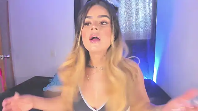 Snapshot of AmyStevenss chatting on 09.12.25 AmyStevenss online show from 09.12.25