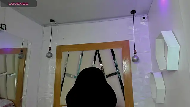 ary cooper  online show from 10.02.25